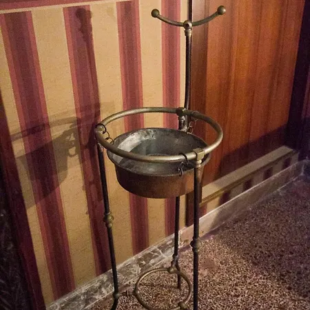 Maison d'hôtes Gallery 4*