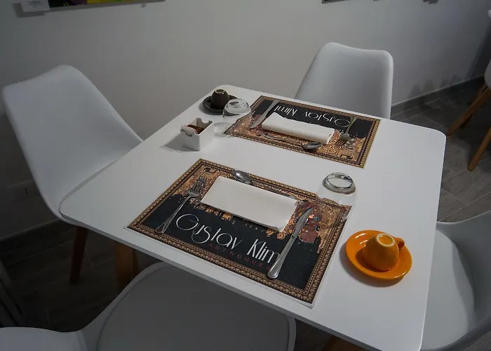 Gallery Guest house 4*