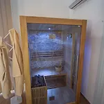 Gallery בית הארחה 4*