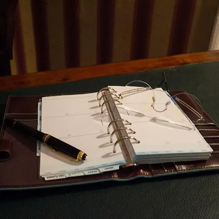Gallery 4*
